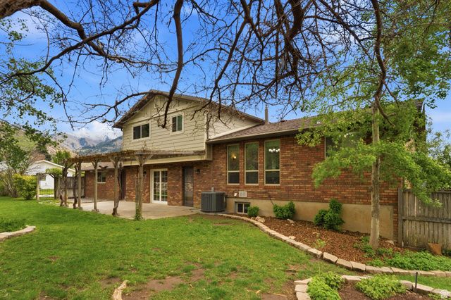 1022 E 3200 N, North Ogden, UT 84414