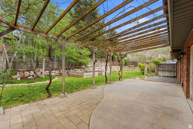1022 E 3200 N, North Ogden, UT 84414