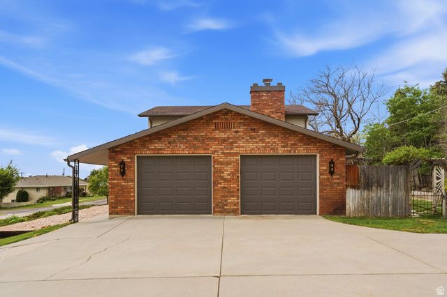1022 E 3200 N, North Ogden, UT 84414