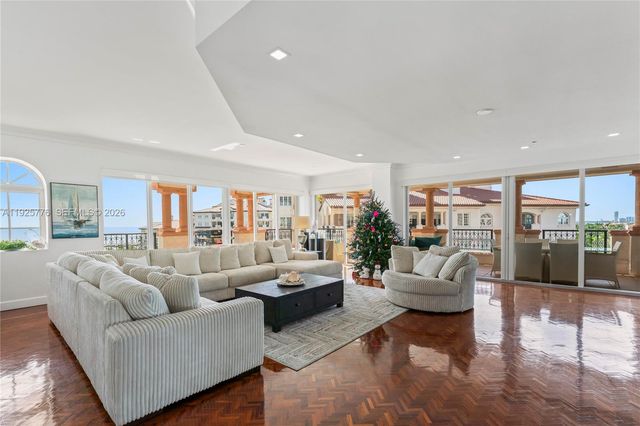 7777 Fisher Island Dr 7777, Miami Beach, FL 33109