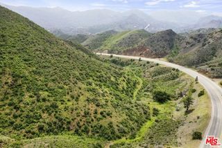 1 Kanan Rd, Agoura Hills, CA 91301