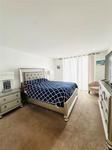 2750 NE 183rd St 1607, Aventura, FL 33160