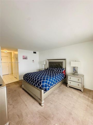 2750 NE 183rd St 1607, Aventura, FL 33160