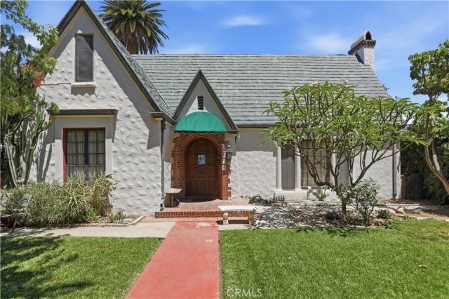 4579 University, Riverside, CA 92501
