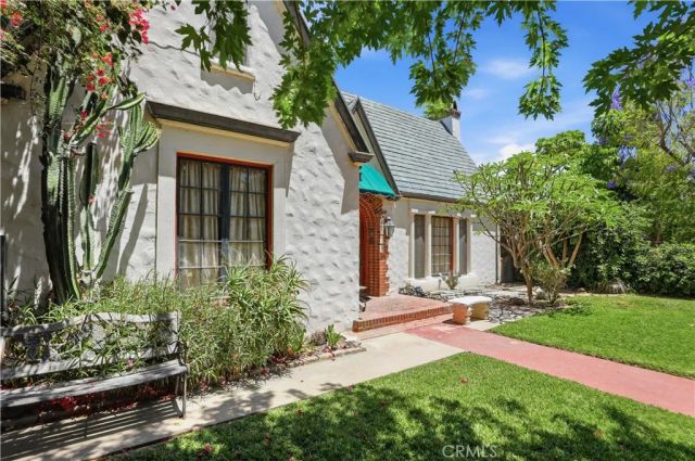 4579 University, Riverside, CA 92501