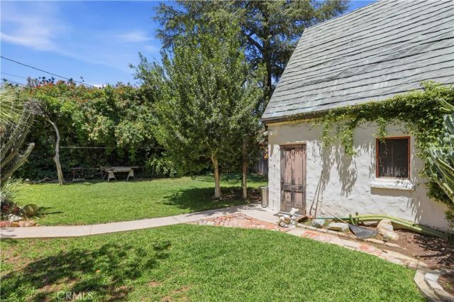 4579 University, Riverside, CA 92501