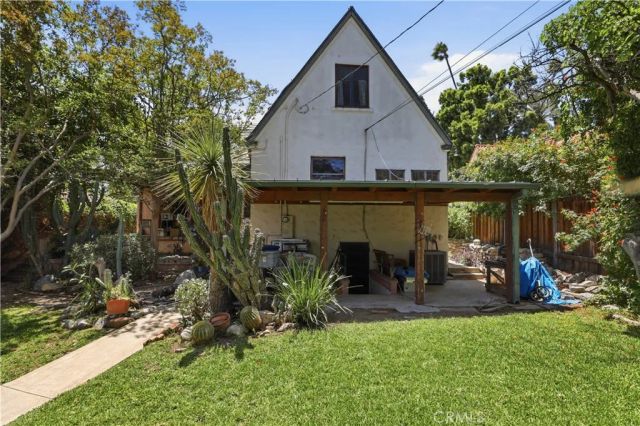 4579 University, Riverside, CA 92501