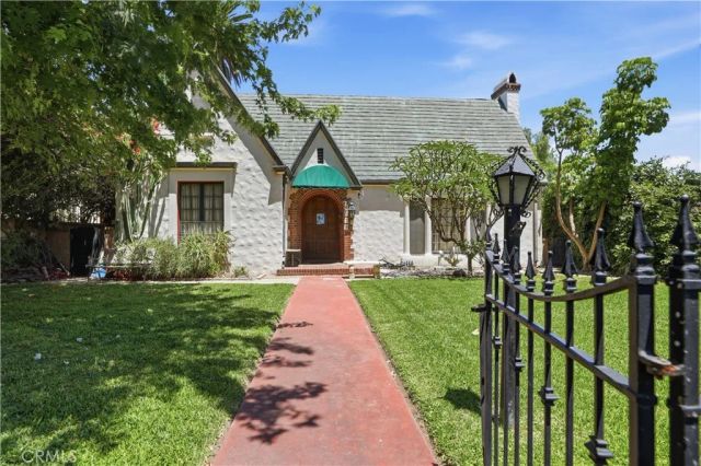 4579 University, Riverside, CA 92501