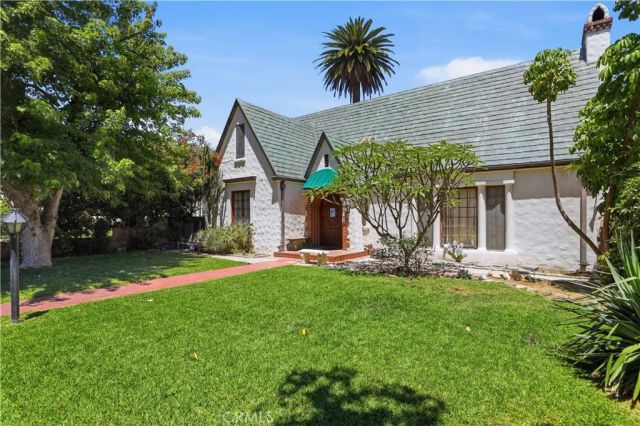 4579 University, Riverside, CA 92501