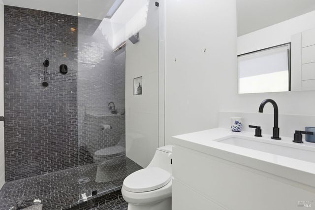 149 Jamaica St, Tiburon, CA 94920