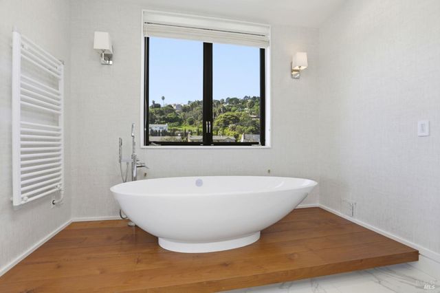 149 Jamaica St, Tiburon, CA 94920