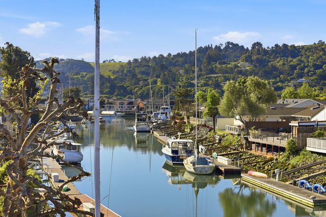 149 Jamaica St, Tiburon, CA 94920