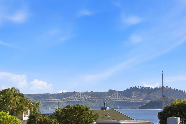 149 Jamaica St, Tiburon, CA 94920