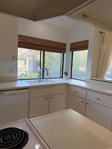 26701 quail creek 228, Laguna Hills, CA 92656