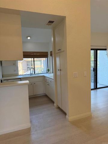 26701 quail creek 228, Laguna Hills, CA 92656