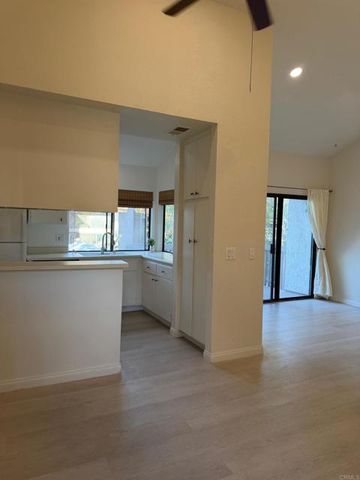 26701 quail creek 228, Laguna Hills, CA 92656