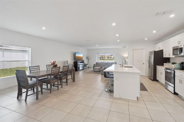 392 CITRINE LOOP, Kissimmee, FL 34758