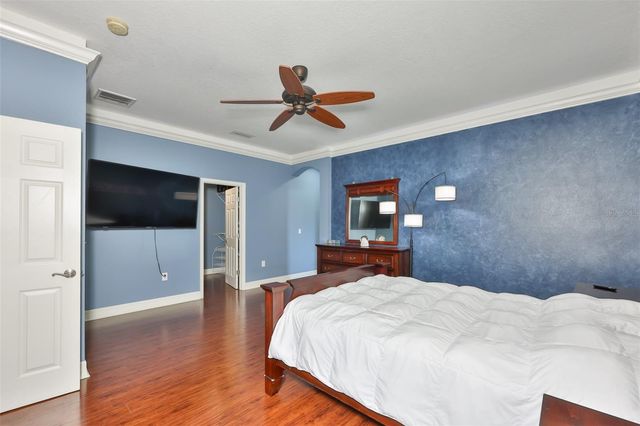 7318 GUILFORD PINE LANE, Apollo Beach, FL 33572