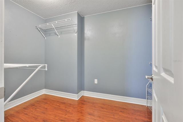 7318 GUILFORD PINE LANE, Apollo Beach, FL 33572