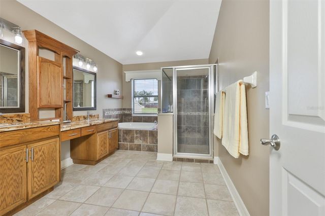 7318 GUILFORD PINE LANE, Apollo Beach, FL 33572