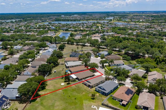 7318 GUILFORD PINE LANE, Apollo Beach, FL 33572