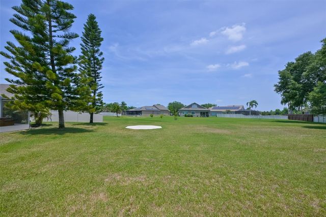 7318 GUILFORD PINE LANE, Apollo Beach, FL 33572