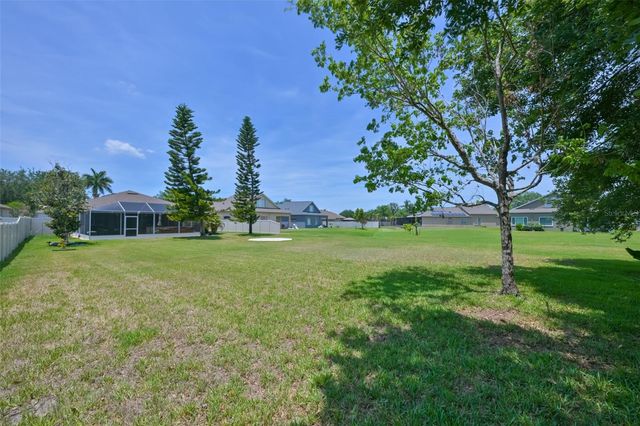 7318 GUILFORD PINE LANE, Apollo Beach, FL 33572