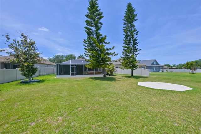 7318 GUILFORD PINE LANE, Apollo Beach, FL 33572