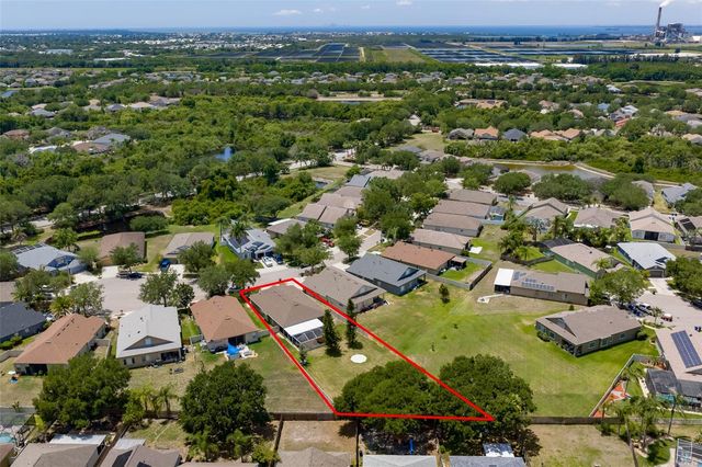 7318 GUILFORD PINE LANE, Apollo Beach, FL 33572