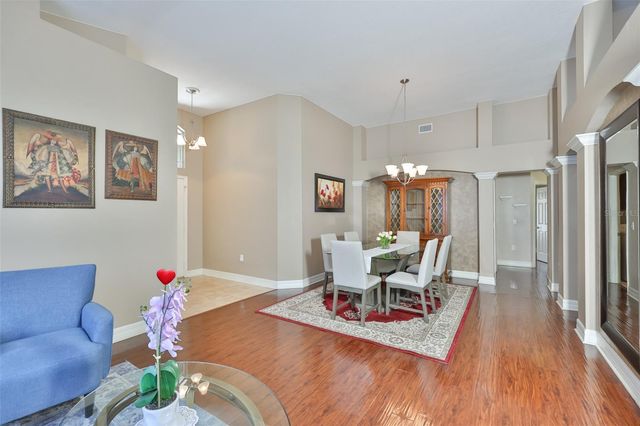 7318 GUILFORD PINE LANE, Apollo Beach, FL 33572