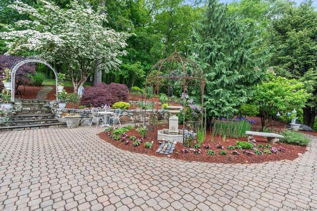 266 Shear Hill Road, Mahopac, NY 10541