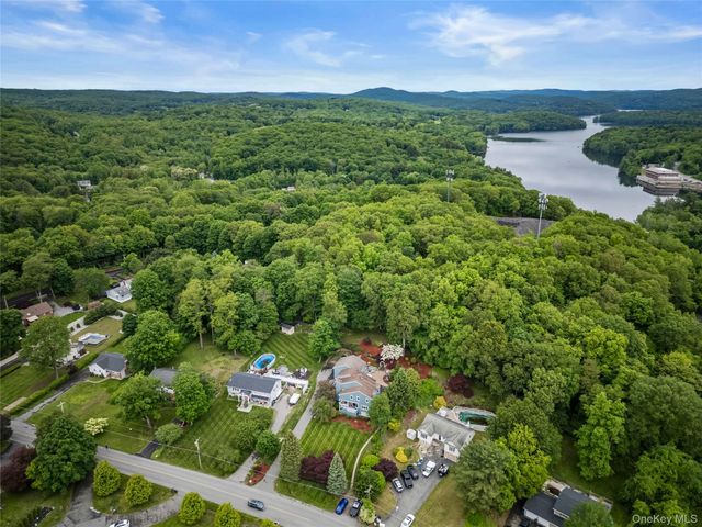 266 Shear Hill Road, Mahopac, NY 10541