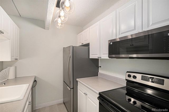 8060 E Girard Avenue 217, Denver, CO 80231