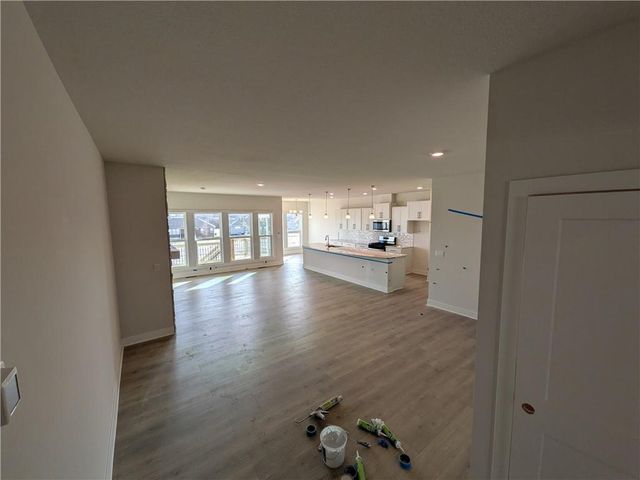 20771 W 188th Street, Spring Hill, KS 66083