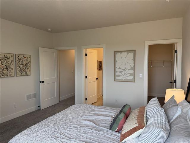 20771 W 188th Street, Spring Hill, KS 66083