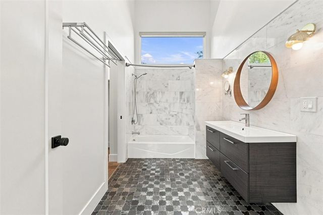 22207 Denker Avenue, Torrance, CA 90501