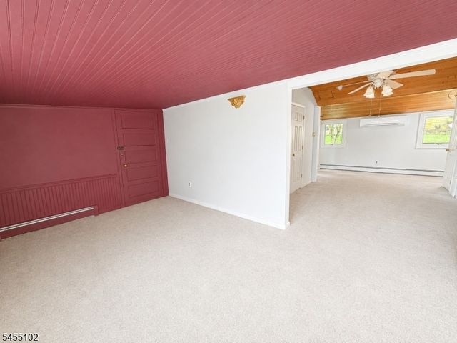 7 Cottage Ave, Roxbury Twp., NJ 07850
