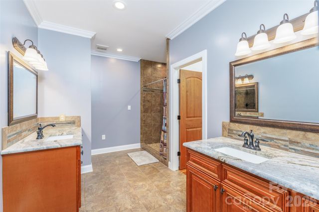 15027 Beatties Ford Road, Huntersville, NC 28078