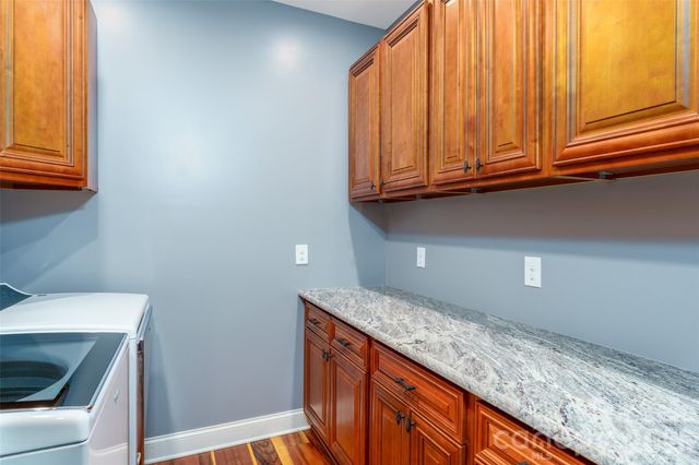 15027 Beatties Ford Road, Huntersville, NC 28078