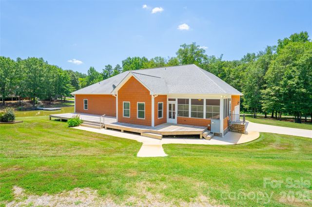 15027 Beatties Ford Road, Huntersville, NC 28078