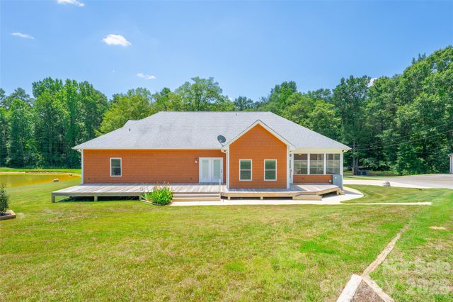 15027 Beatties Ford Road, Huntersville, NC 28078