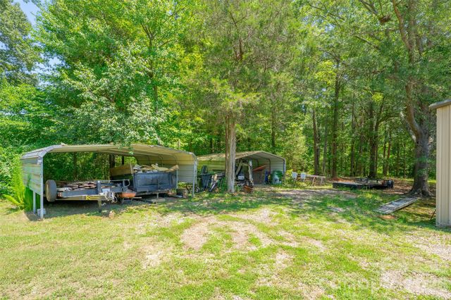 15027 Beatties Ford Road, Huntersville, NC 28078