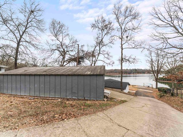 133 Woodstock Drive, Hot Springs, AR 71913