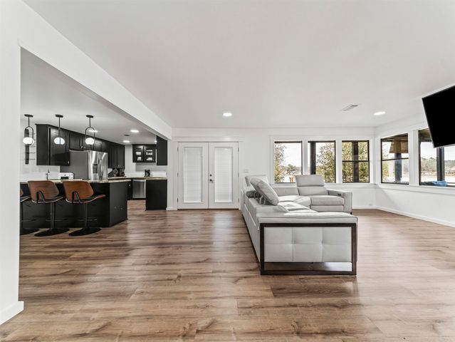 133 Woodstock Drive, Hot Springs, AR 71913