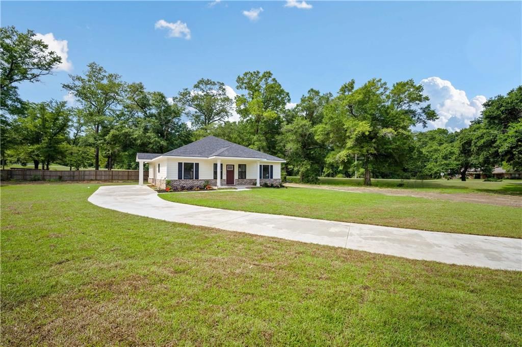 9322 Lawshe Avenue, Creola, AL 36525 — photo 4