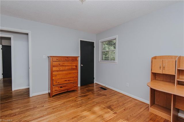 4101 La Grange Drive, Greensboro, NC 27406