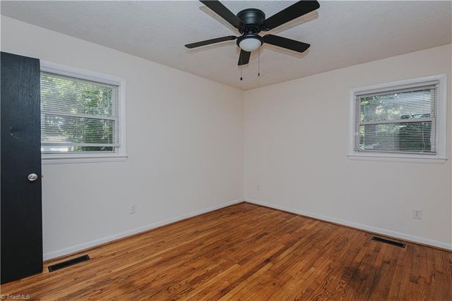 4101 La Grange Drive, Greensboro, NC 27406