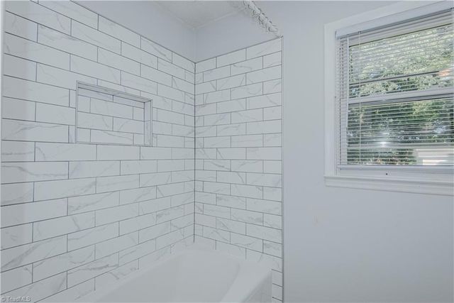 4101 La Grange Drive, Greensboro, NC 27406