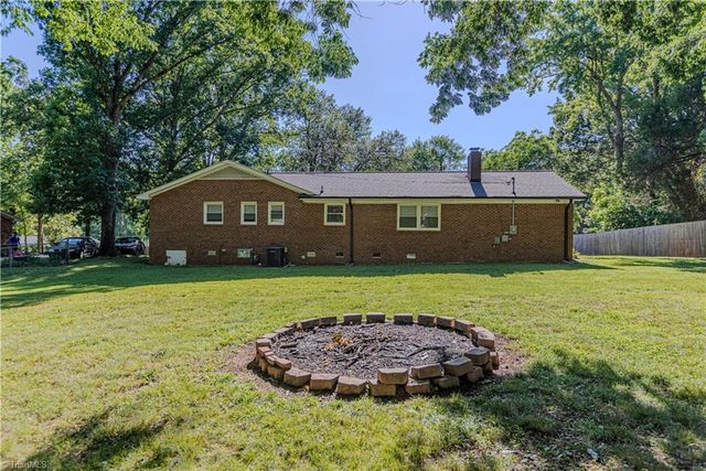 4101 La Grange Drive, Greensboro, NC 27406