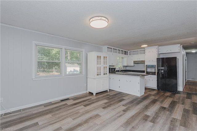 4101 La Grange Drive, Greensboro, NC 27406